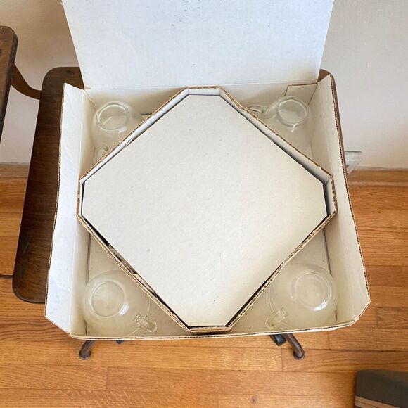 Vintage In Box Indiana Glass Sunburst Crystal Clear Plate & Cup Snack Set of 4 - Picture 5 of 10